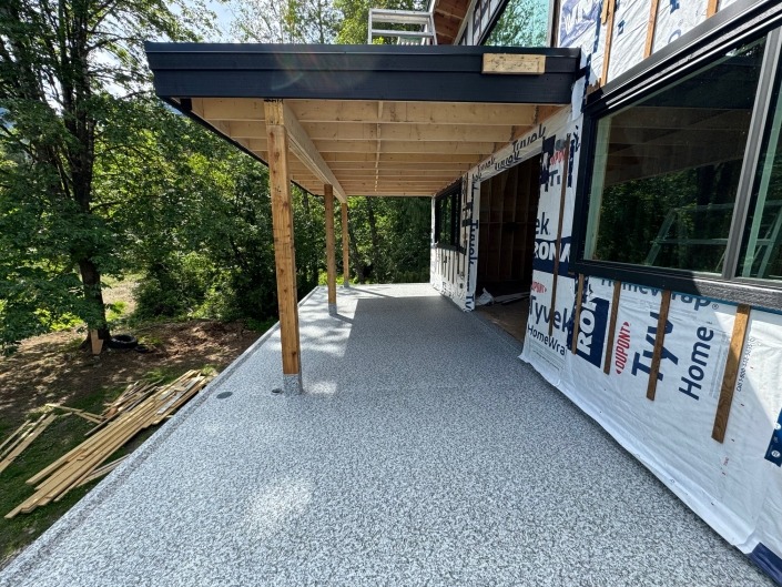 Vinyl Decking - 66 Mil Armor Rock, Squamish Valley - Barn House Deck